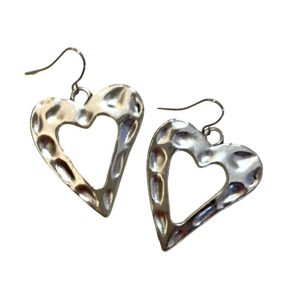 Hammered Heart Silver Plated Retro Earrings New Minimalist Style - Picture 2 of 4